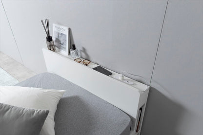 通気と収納のすのこベッド