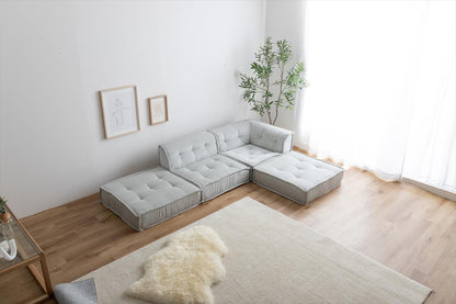 低く整うフロアソファ 4点