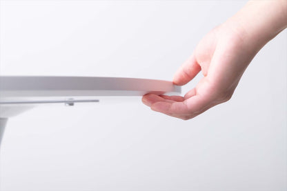 喫茶店の余白 丸テーブル