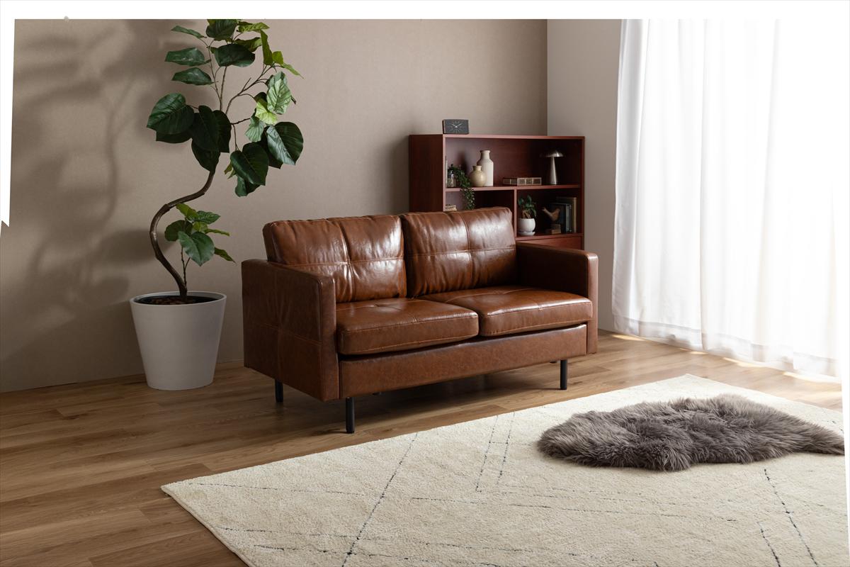 2人掛け革ソファ　世界中の紳士から愛される一品