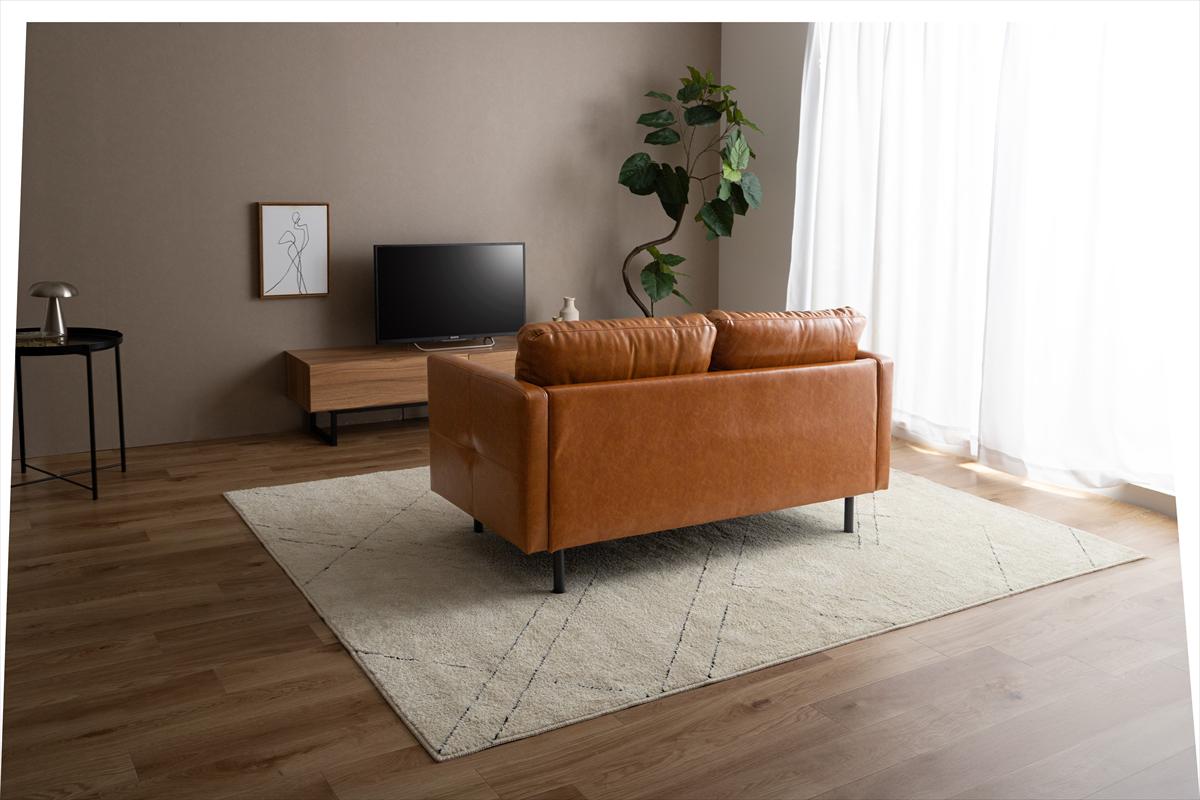 2人掛け革ソファ　世界中の紳士から愛される一品