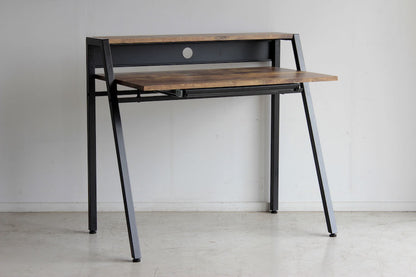 整うミニマルデスク