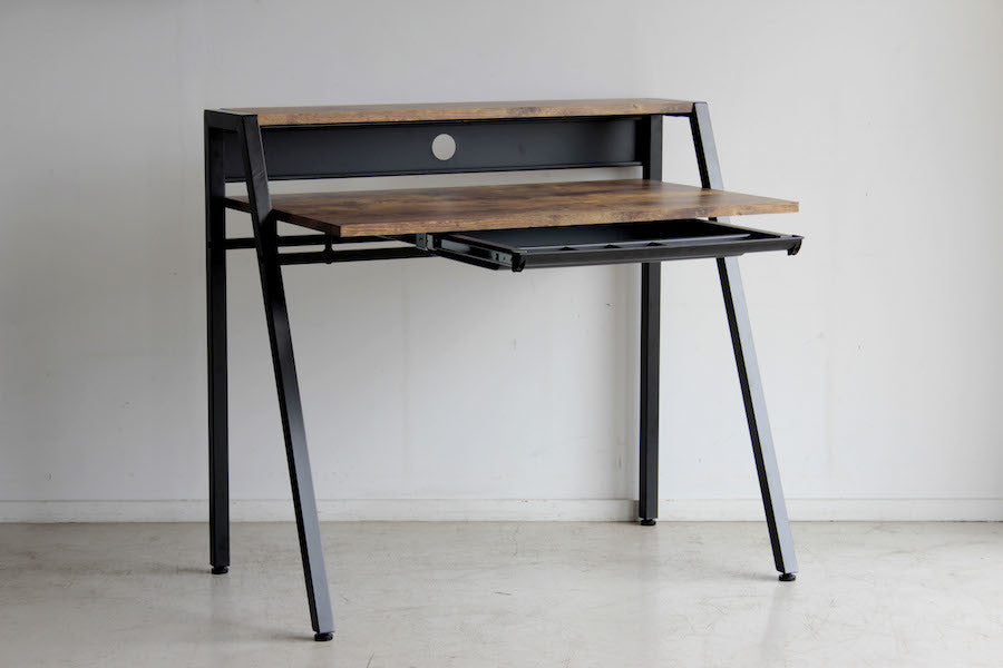 整うミニマルデスク